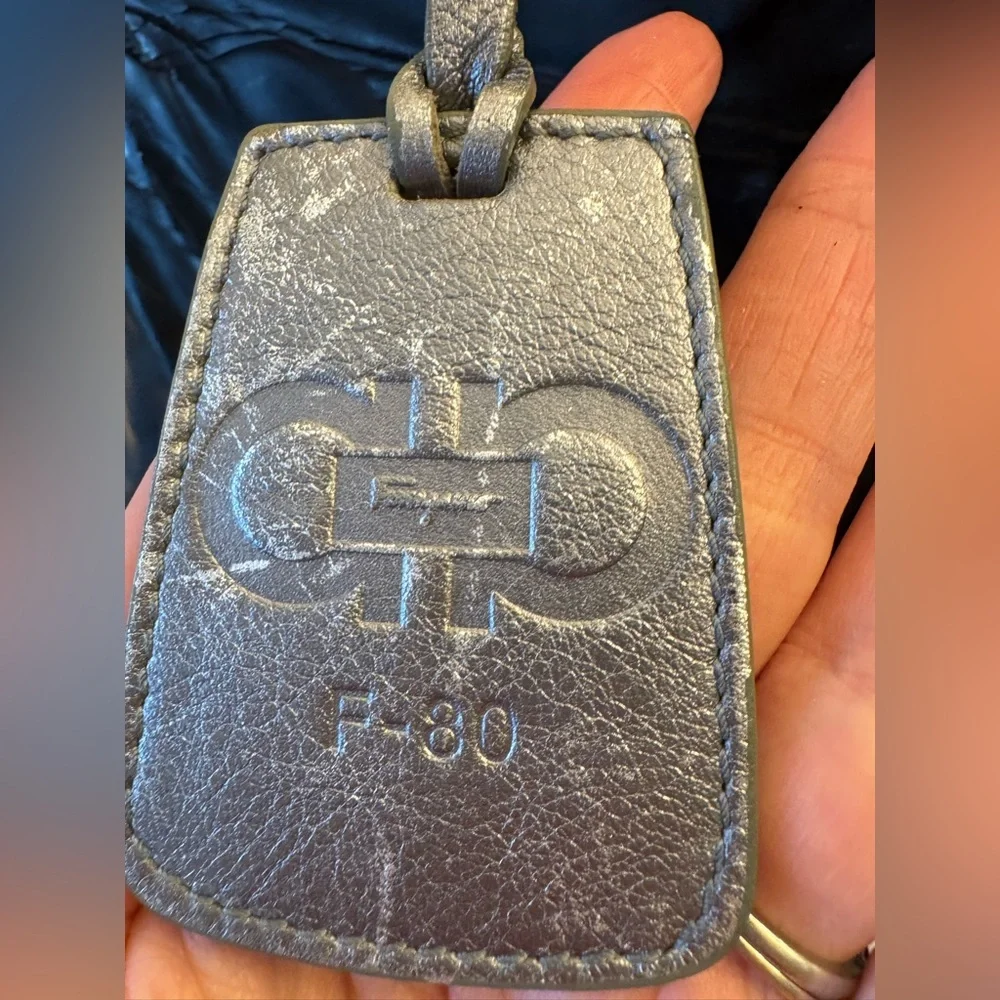 Salvatore Ferragamo Black Patent Fixer Bag (Heavy damage) - Picture 3 of 16